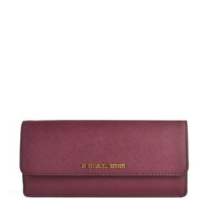 Michael Kors Wallet - Jet Set Travel Slim